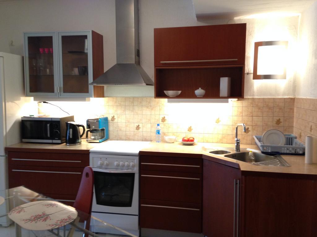 Solrosen I Simrishamn - Oesterlen Δωμάτιο φωτογραφία