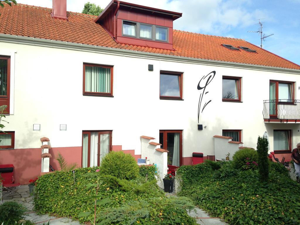 Solrosen I Simrishamn - Oesterlen Δωμάτιο φωτογραφία